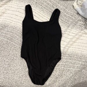 Crinkle Scoop VS One Piece Bathing Suit